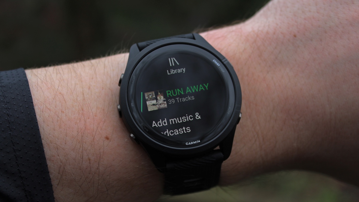 Garmin Forerunner 265 spotify