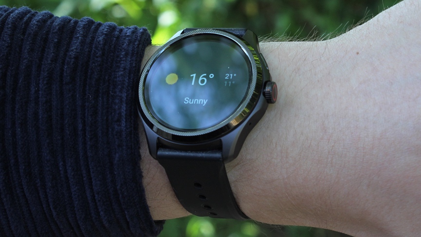 ticwatch pro 5 review display