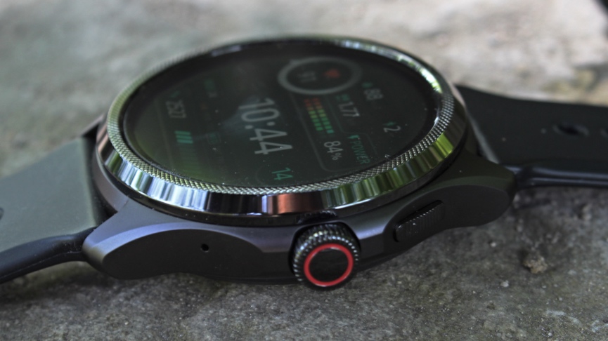 ticwatch pro 5 review display